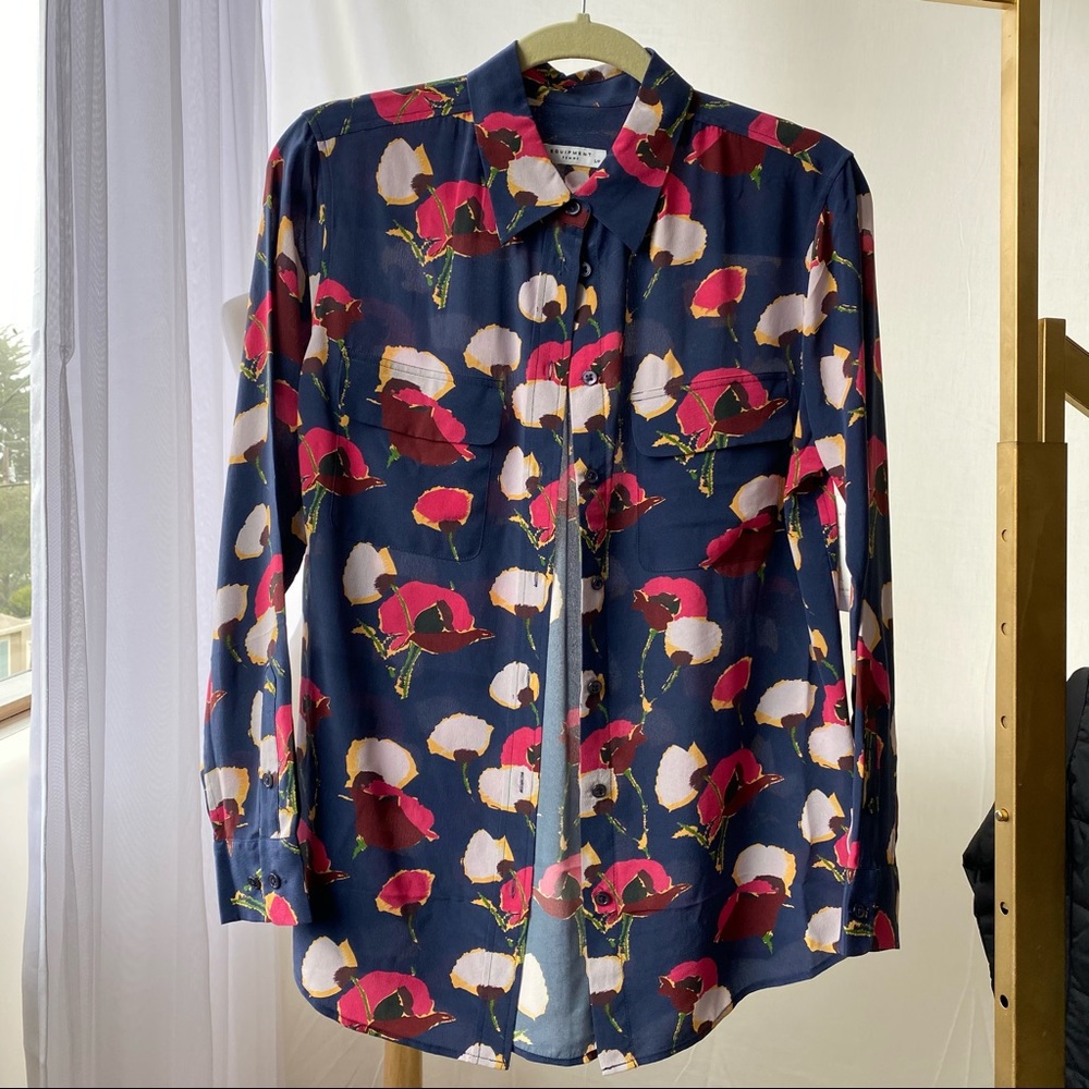 Equipment 100% silk blouse Size S/P, New w/Tag